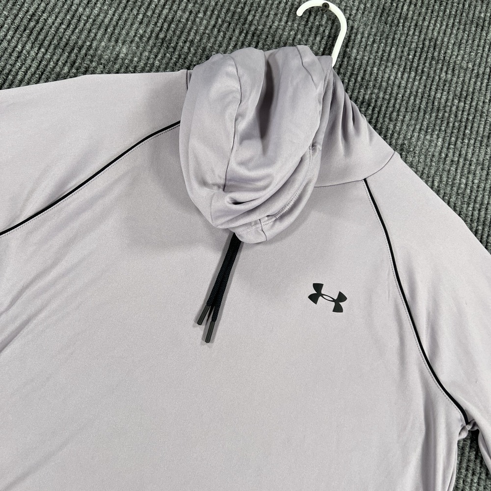 Under‎ Armour Shirt Womens Medium Hooded HeatGear Long Sleeve Athletic Pullover